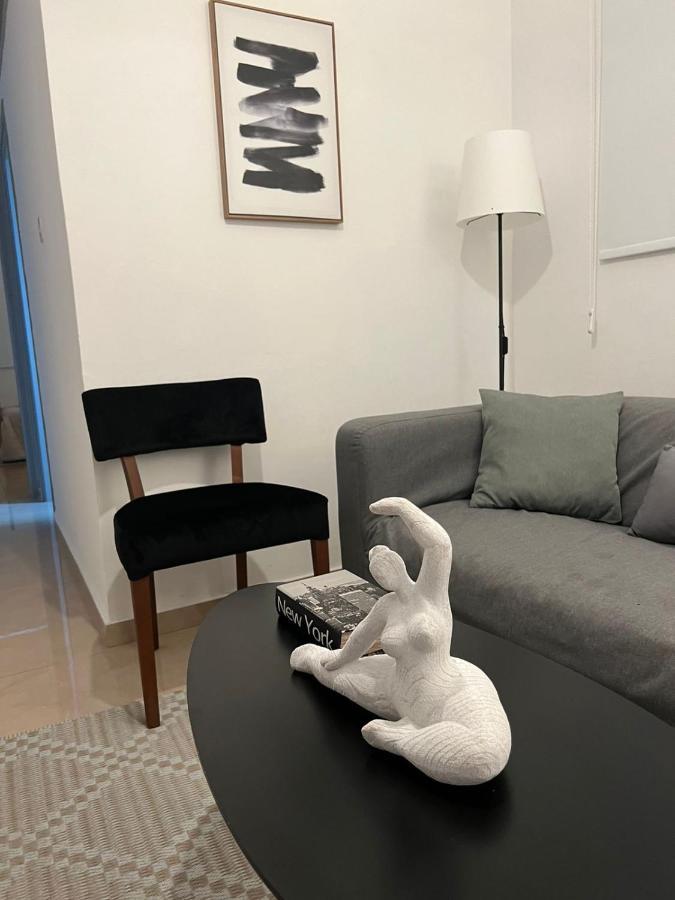 Apartamento Demetra 1 Bdr Down Town Nicosia By Platform 357 Exterior foto